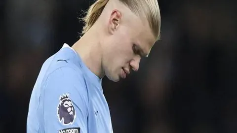 激情碰撞！曼城5-4逆转胜富勒姆，哈兰德百球成就，福登双响盛宴闪耀全场！